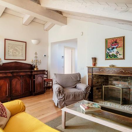 Castello Di Brusata Apartment By Quokka 360 - Romantic Flat With Pool Мендрісіо Екстер'єр фото